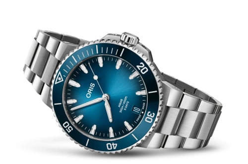 Oris Aquis Date Calibre 400 43.5 Stainless Steel / Blue / Bracelet