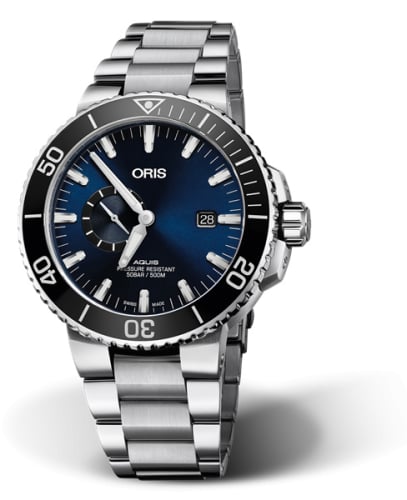 Oris Aquis Small Seconds Date 45.5 Stainless Steel / Blue / Bracelet