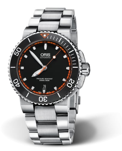 Oris Aquis Date 43 Stainless Steel / Black - Red / Bracelet