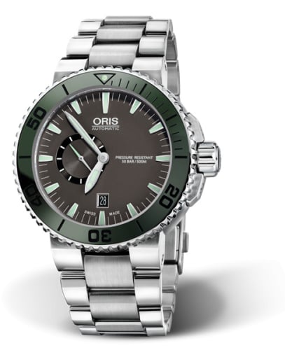 Oris Aquis Small Seconds Date 46 Stainless Steel / Grey / Bracelet