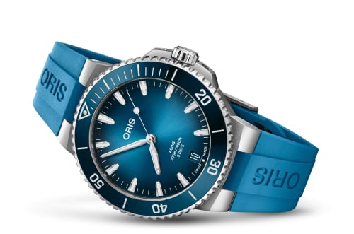 Oris Aquis Date Calibre 400 43.5 Stainless Steel / Blue / Rubber