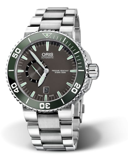 Oris Aquis Small Seconds Date 46 Stainless Steel / Grey / Bracelet