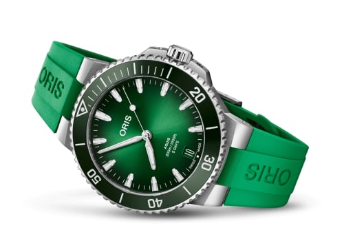Oris Aquis Date Calibre 400 43.5 Stainless Steel / Green / Rubber