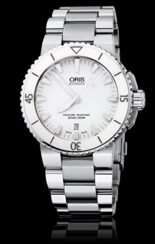 Oris Aquis Date 43 Stainless Steel / White / Bracelet