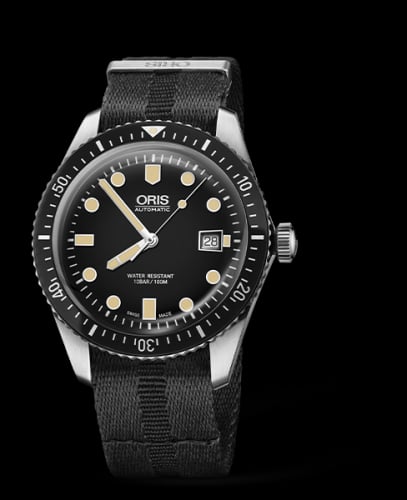 Oris Divers Sixty-Five 42 Stainless Steel / Black / NATO