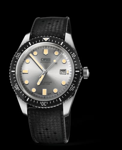 Oris Divers Sixty-Five 42 Stainless Steel / Silver / Rubber