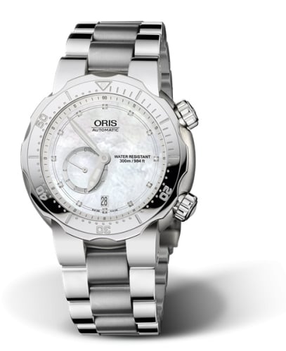 Oris Divers Titan Small Second - Date 44 Stainless Steel / MOP / Bracelet