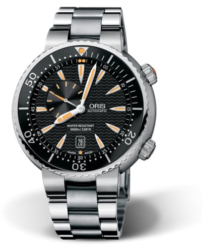 Oris Divers Small Second - Date Stainless Steel / Black / Bracelet