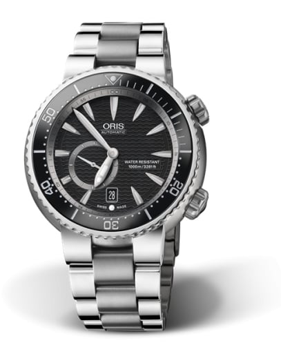 Oris Divers Titan C Small Second - Date 47 Stainless Steel / Black / Bracelet