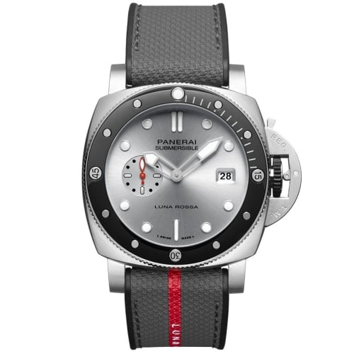 Panerai Submersible QuarantaQuattro Luna Rossa 37th America's Cup