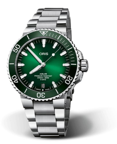 Oris Aquis Date Calibre 400 43.5 Stainless Steel / Green / Bracelet