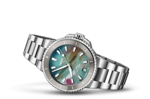 Oris Aquis Date 36.5 Stainless Steel / Upcycle