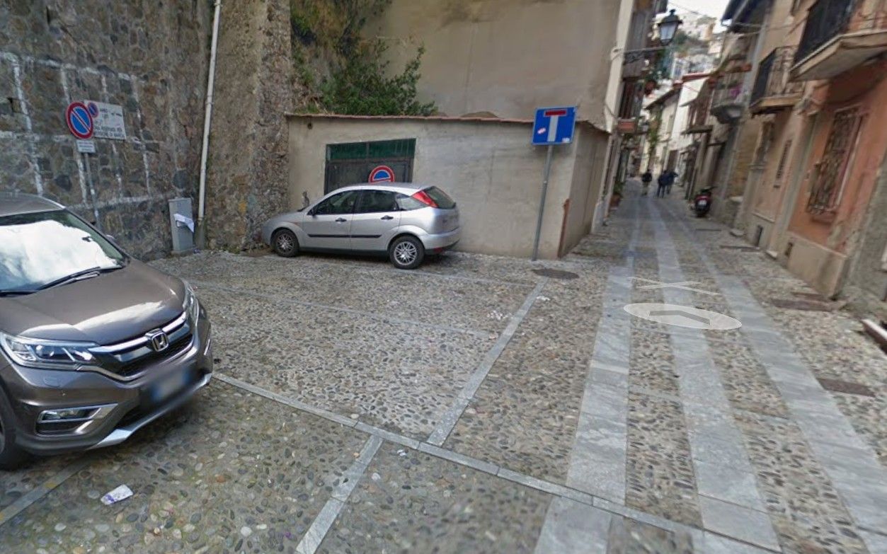 Percorso a piedi verso la casa