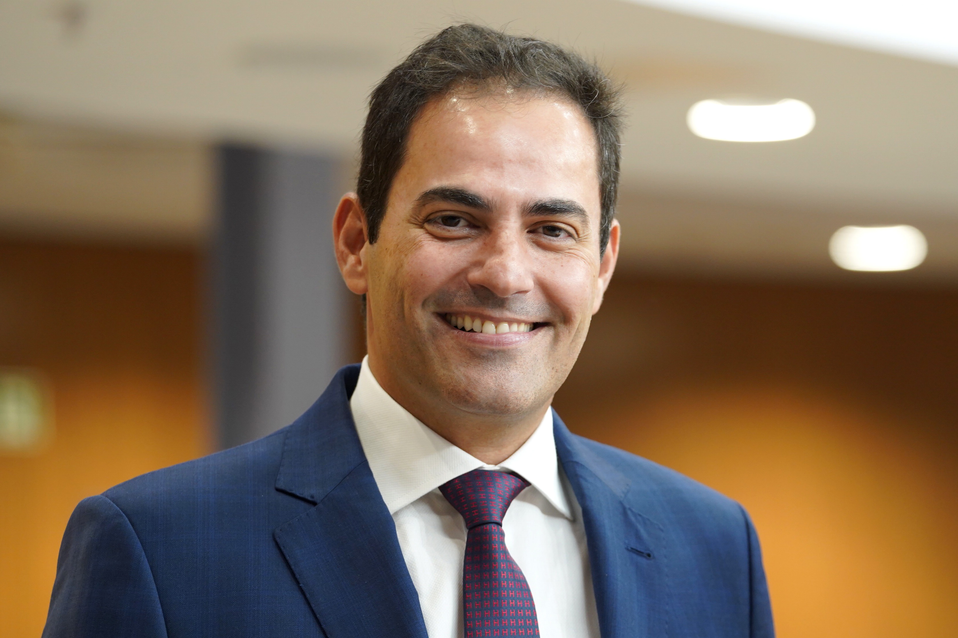 Deputado Jamil Calife diz que estrutura administrativa do TJ-GO é de 100 anos atrás