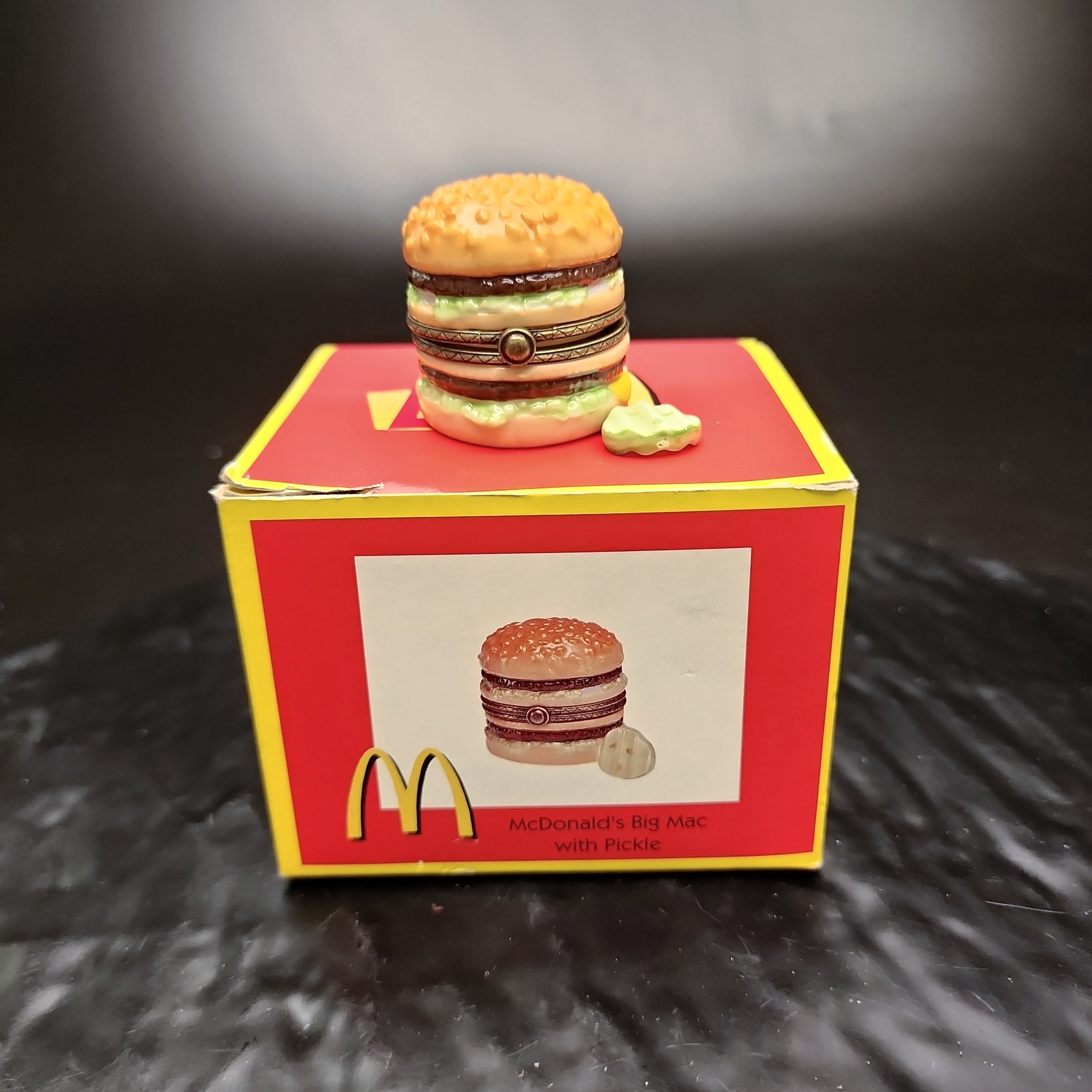 Big Mac McDonald's Big Mac Porcelain Trinket Box PHB Midwest Cannon Falls