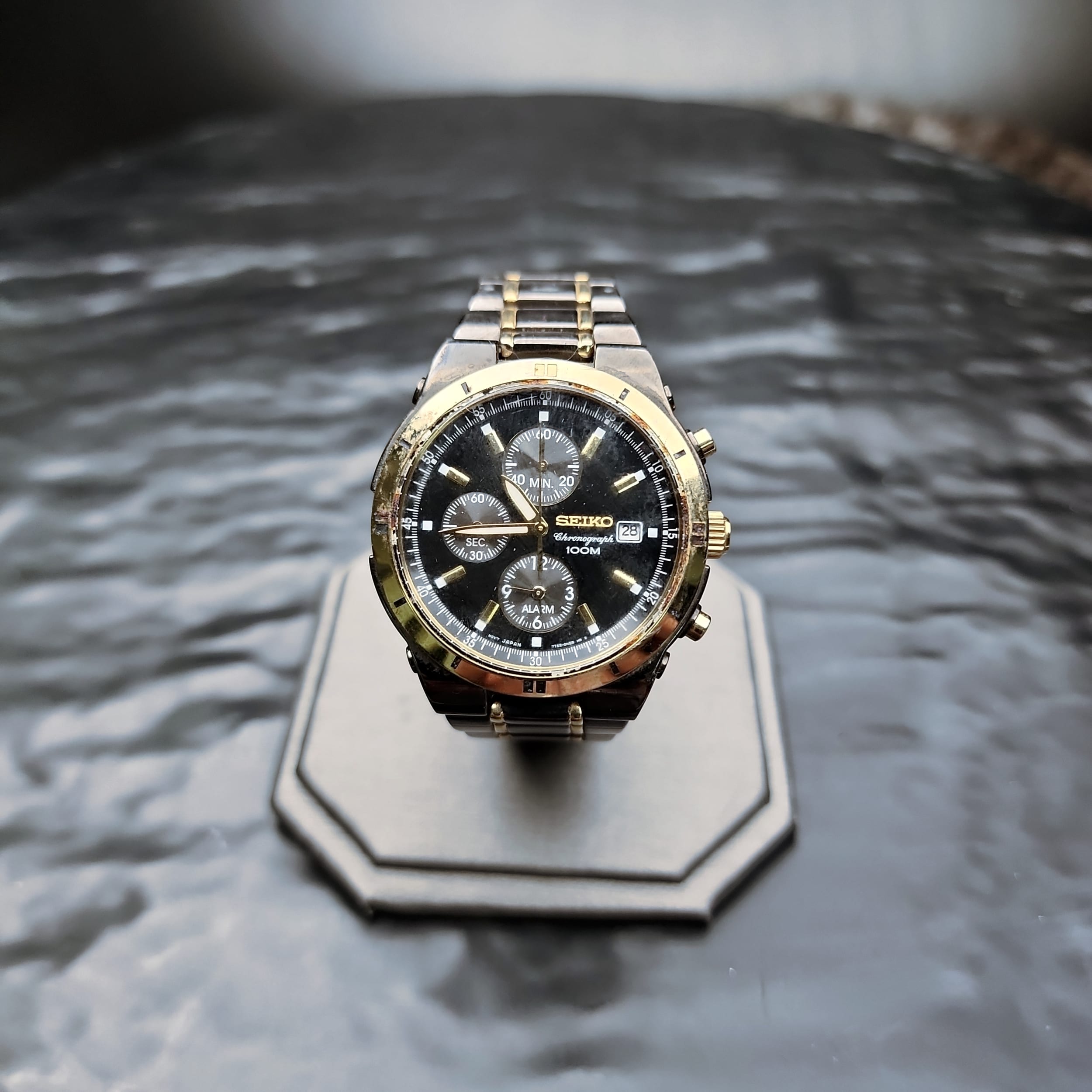 Seiko 7T62-0FY0 Chronograph Mens Watch Vintage Alarm 100M Two Tone