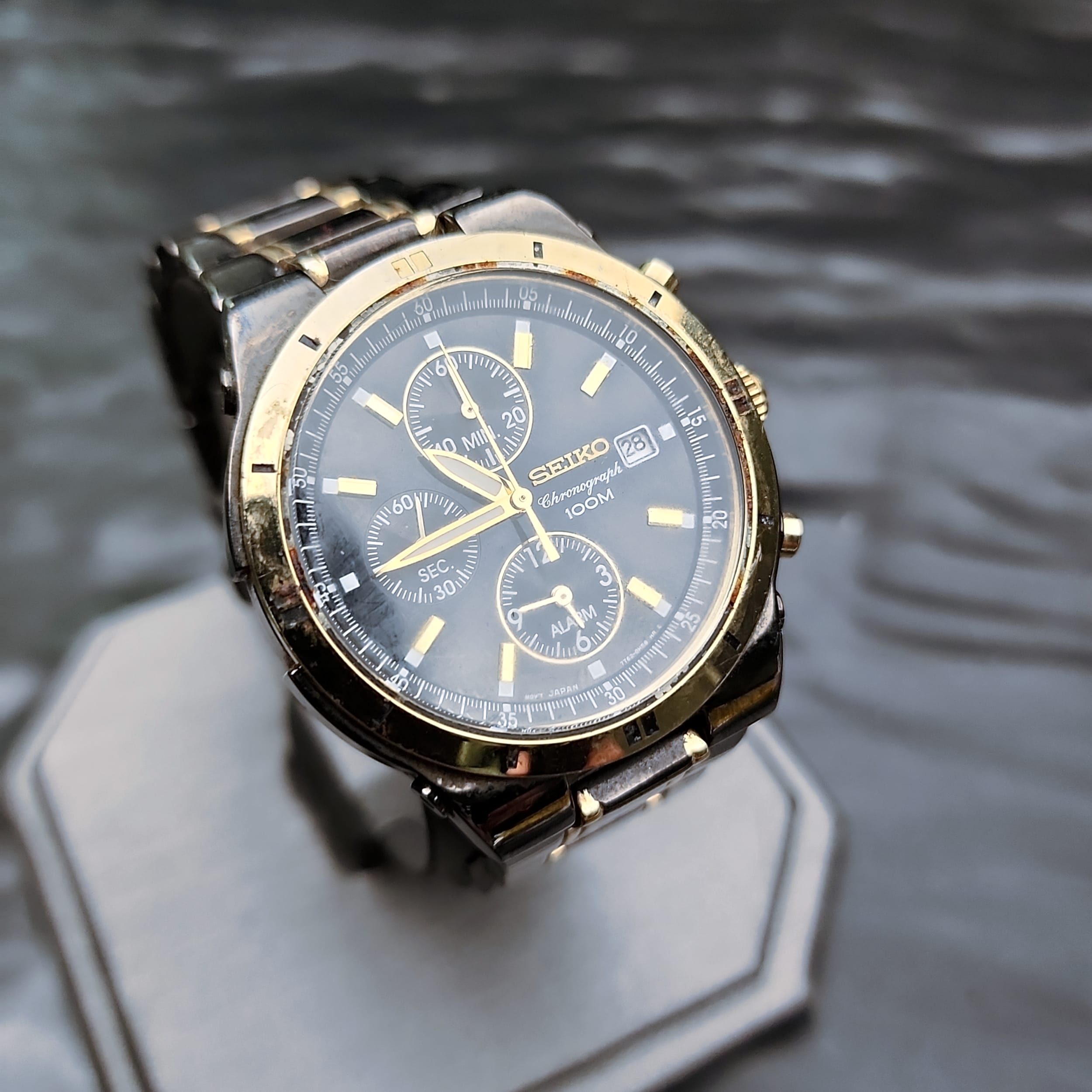 Seiko 7T62-0FY0 Chronograph Mens Watch Vintage Alarm 100M Two Tone