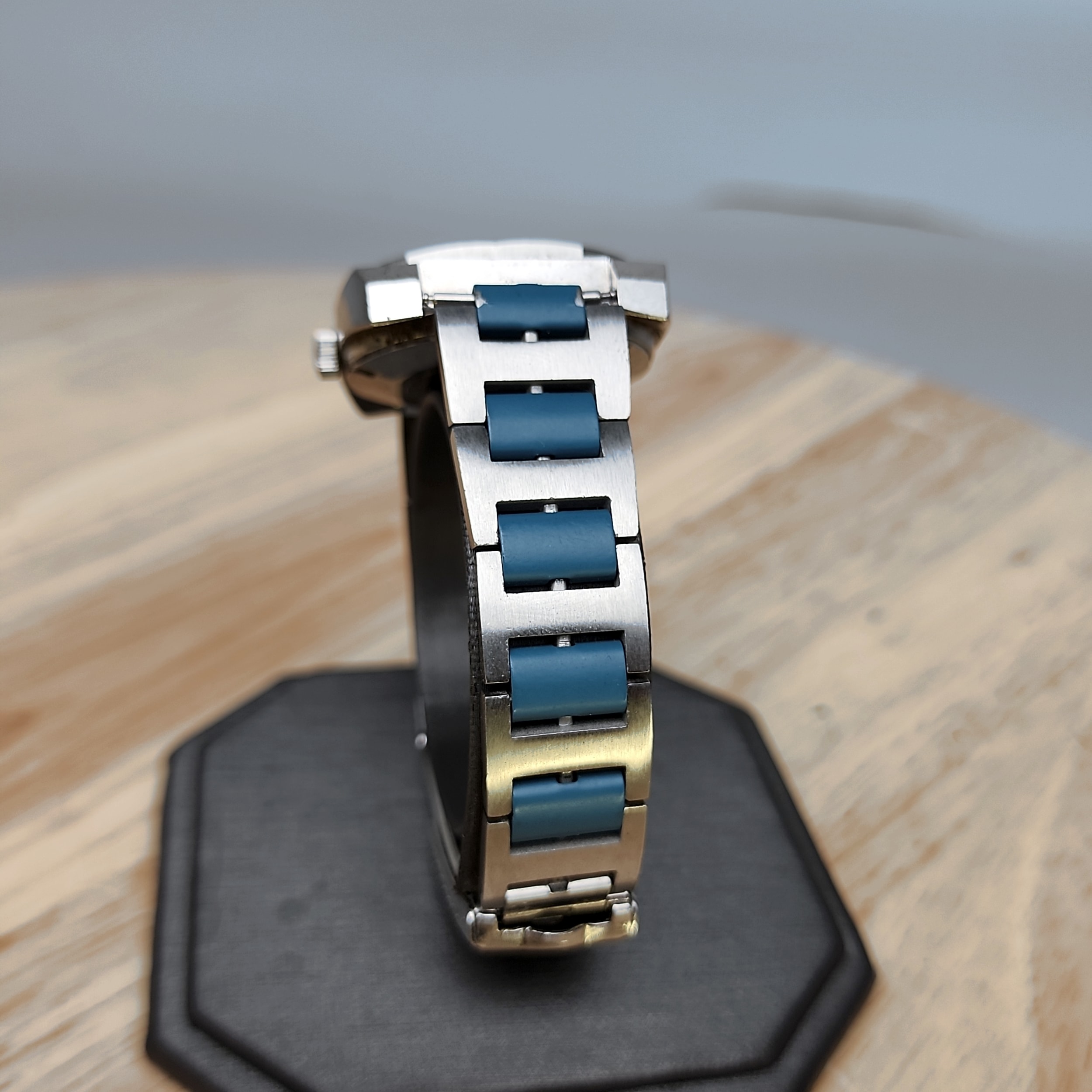 Bulova Whale 23J Automatic Day Date Mens Vintage Watch Swiss Blue 11A0ACB - Picture 4 of 10