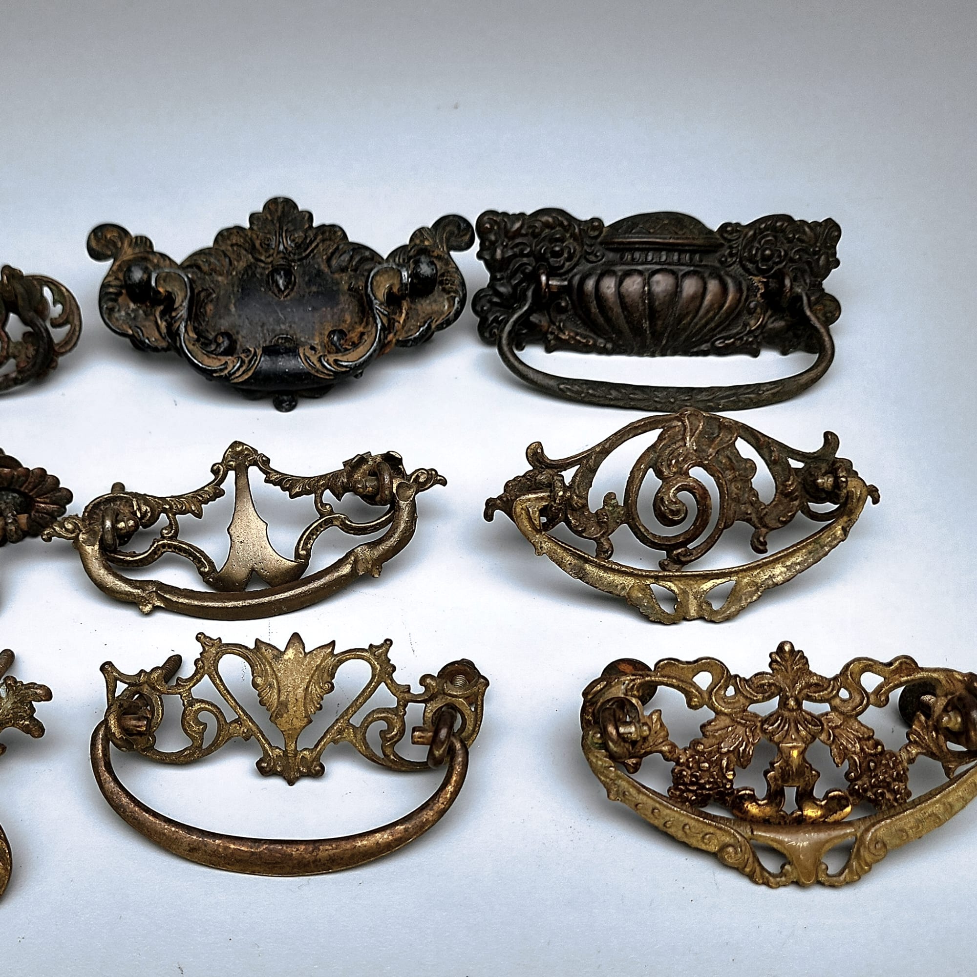Victorian Ornate Antique Cast Iron Drawer Pulls Hardware Lot Desk Dresser Chest - Picture 2 of 11