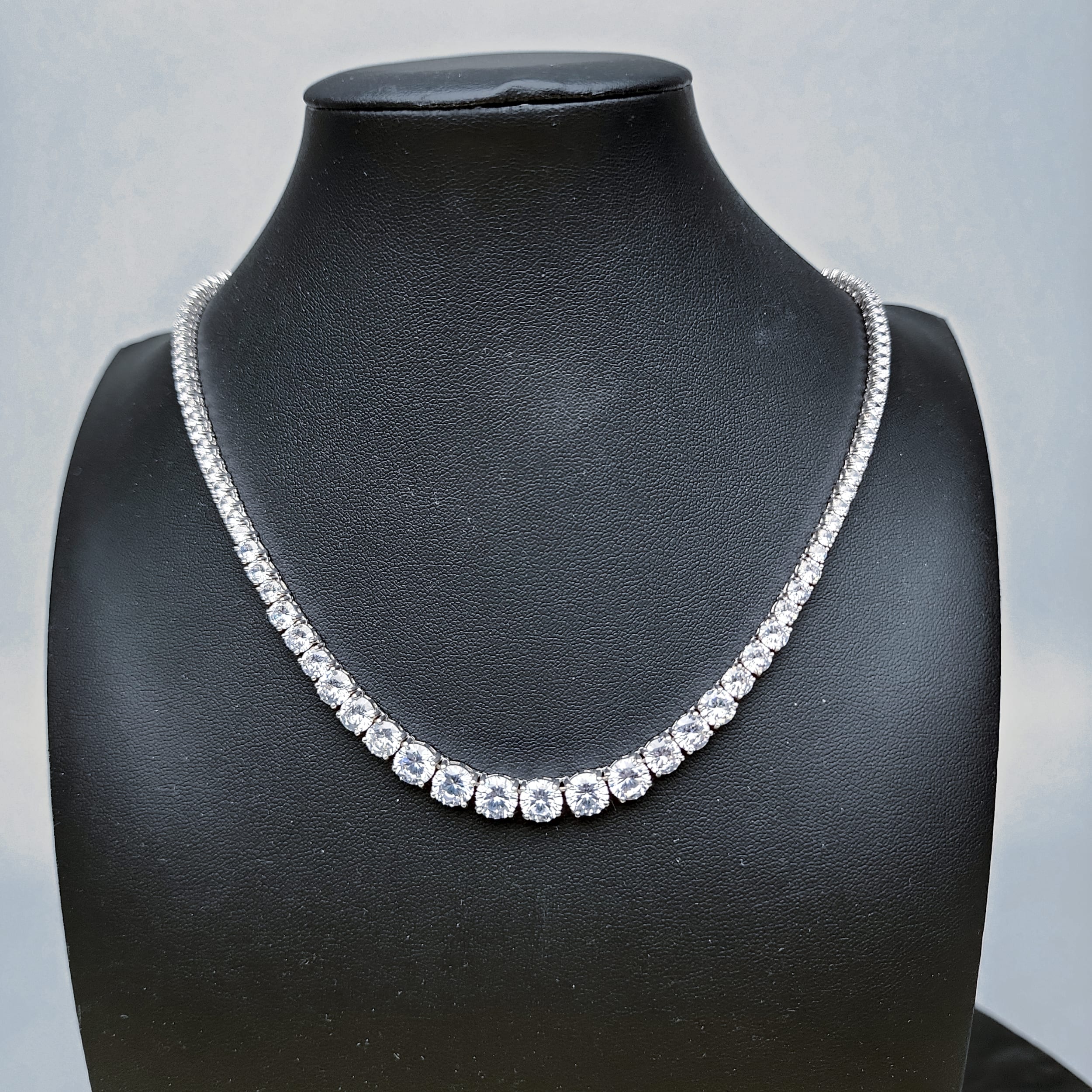 Diamonique Cubic Zirconia Graduated Tennis Necklace, Sterling Silver 925. 18 - Picture 1 of 8