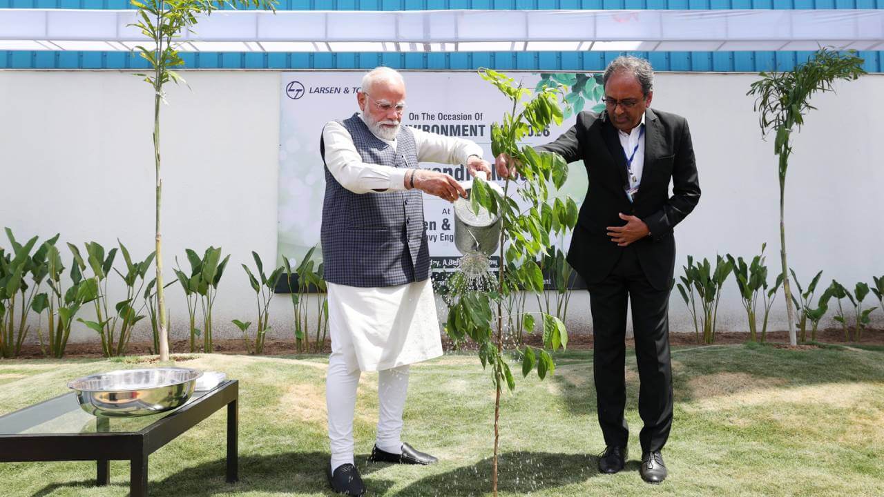 ‘एक पेड़ मां के नाम’ अभियान से बढ़ रहा हरियाली का दायरा : मोदी