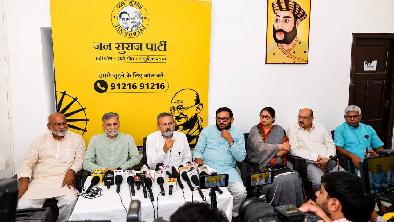 भरत तिवारी एनकाउंटर पर जन सुराज का हमला, कहा- कोरोना योद्धा को बदले की भावना से मारी गई गोली