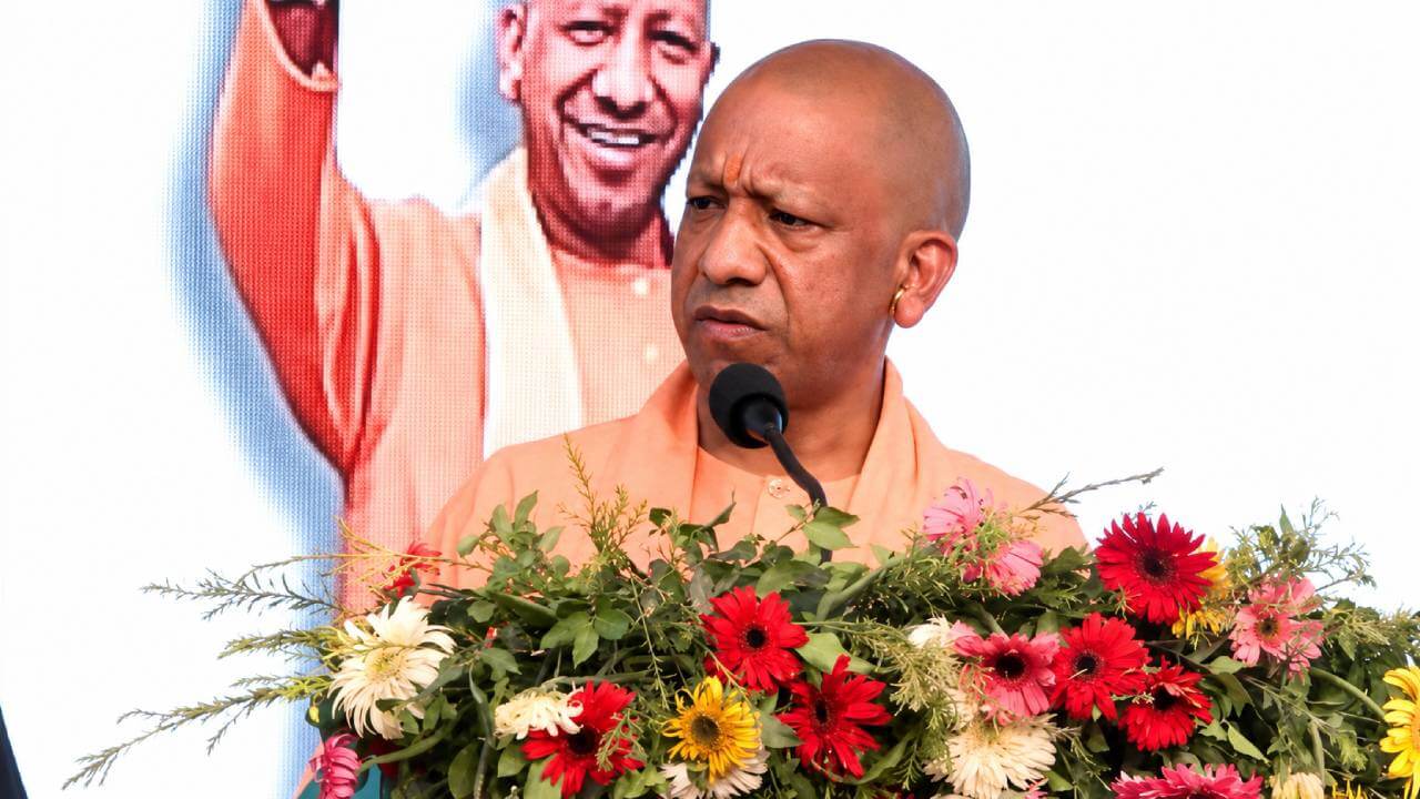 राम मंदिर चढ़ावा घोटाले पर योगी का बड़ा एक्शन, बोले- कोई नहीं बचेगा, दोषियों पर चलेगा कानून का सबसे सख्त डंडा