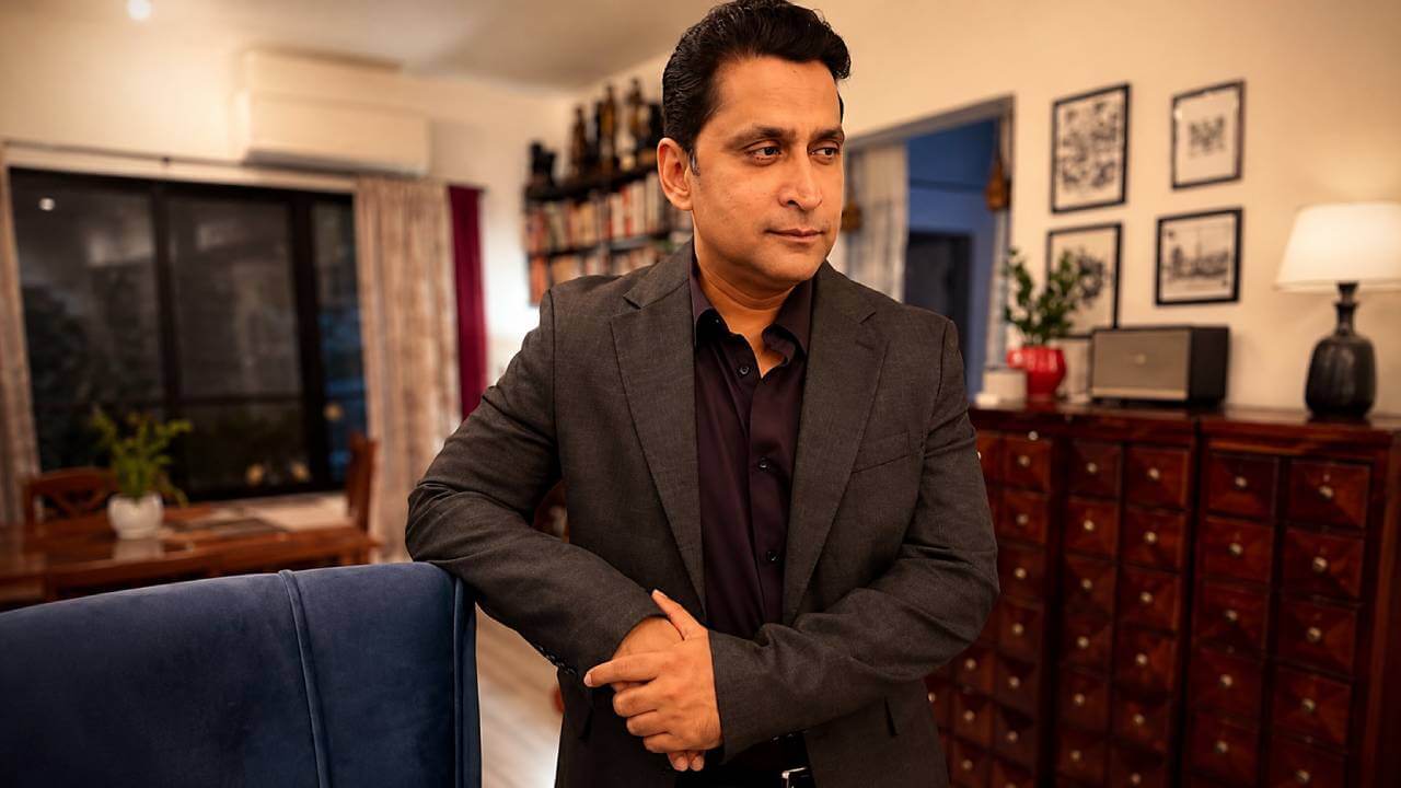 'इकोनॉमी' पर भी बन सकती है ब्लॉकबस्टर: 'गवर्नर' के डायरेक्टर चिन्मय मांडलेकर ने खोला फिल्म का सीक्रेट