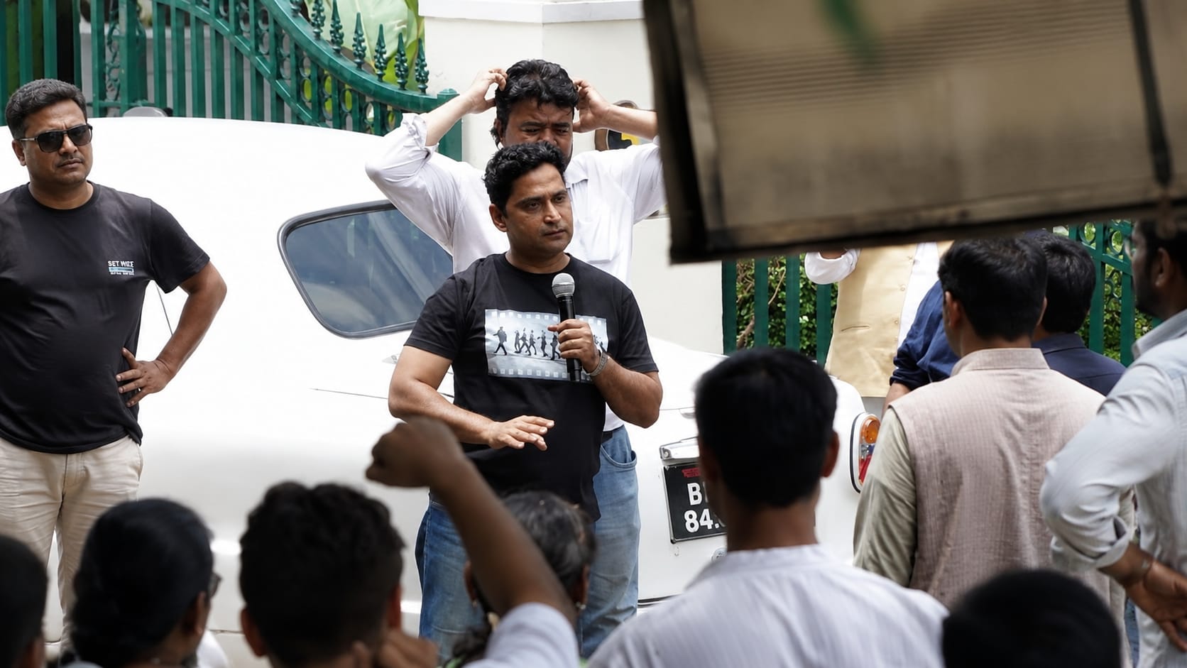 अंतरराष्ट्रीय सीए दिवस: चिन्मय मांडलेकर की 'गवर्नर: द साइलेंट सेवियर' में अर्थव्यवस्था बनी कहानी की असली नायक
