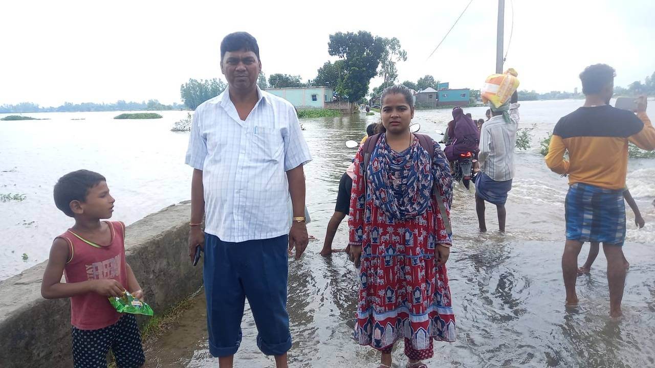 कटिहार: उफनाई बाहीन नगर नदी, एक दर्जन से अधिक गांवों में घुसा बाढ़ का पानी; मुख्यमंत्री सड़क भी जलमग्न