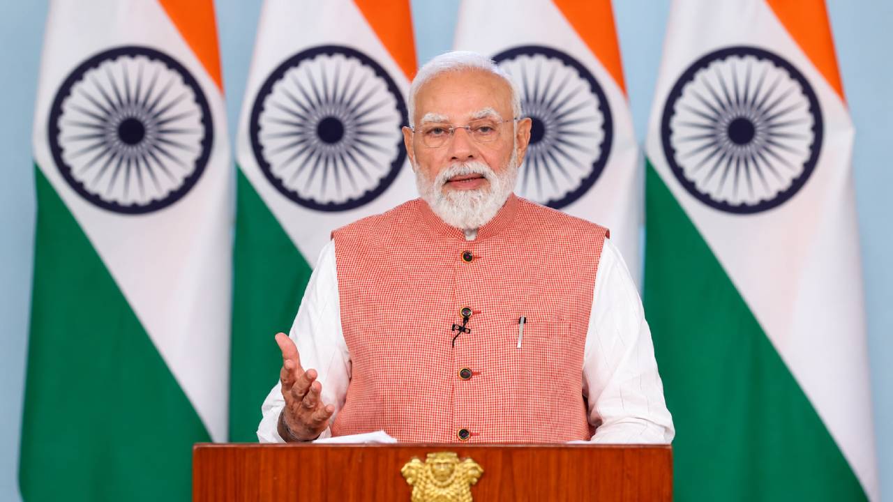 'गोल्डन गर्ल' मीराबाई पर पीएम मोदी को गर्व: लगातार तीसरे कॉमनवेल्थ गोल्ड पर दी बधाई, कहा- देश की प्रेरणा हैं चानू