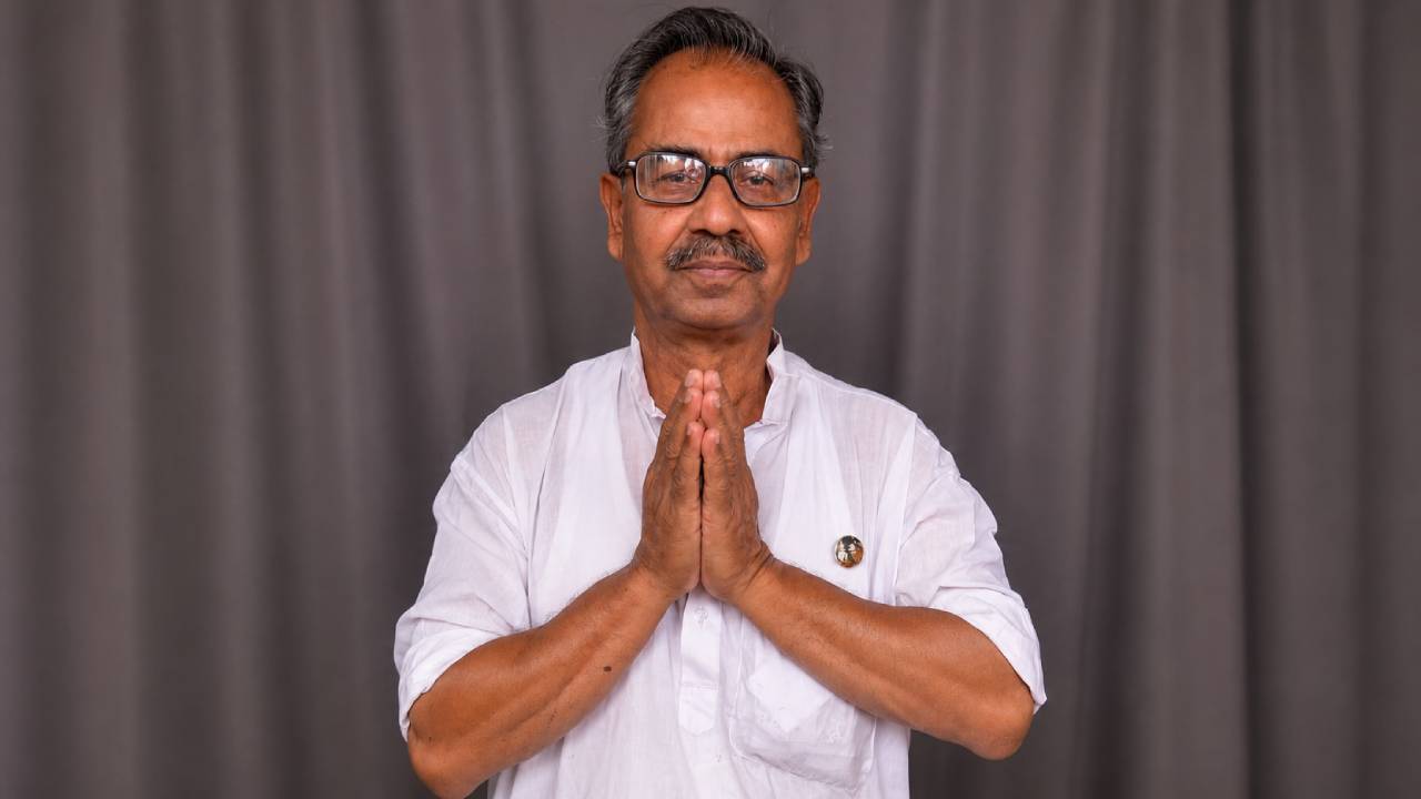 टीएमसी दफ्तर में मृत मिले पूर्व मंत्री आशीष बनर्जी, कथित नोट ने खड़े किए कई सवाल