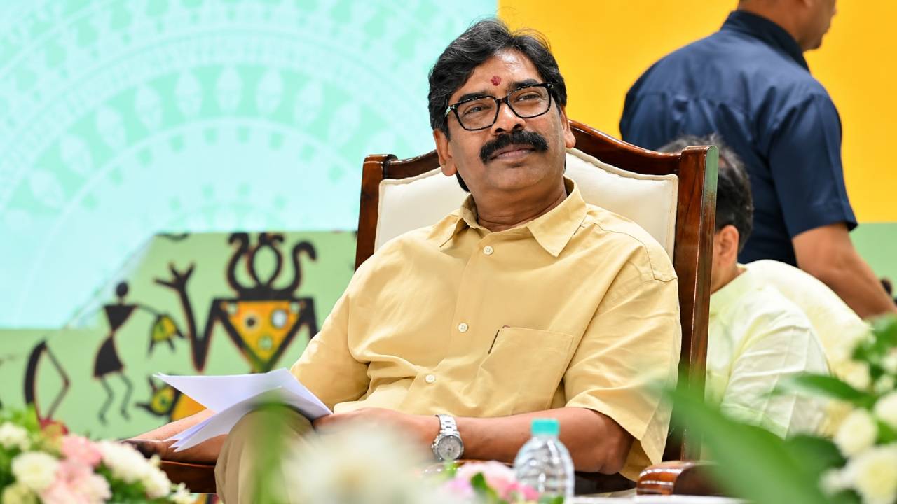 झारखंड में भर्ती परीक्षाओं पर बड़ा एक्शन: 22 परीक्षाएं रद्द, 6 पर लगी रोक; 17 पुरानी भर्तियां भी सीआईडी जांच के दायरे में