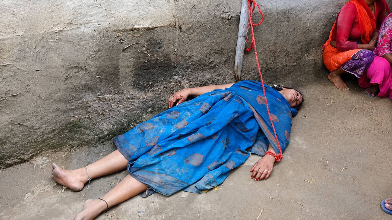 कटिहार में महिला को खंभे से बांधकर पीटने का आरोप, वीडियो वायरल; 11 दिन बाद भी गिरफ्तारी नहीं