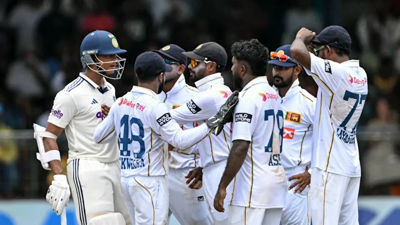 आईसीसी ने यशस्वी जायसवाल और असिता फर्नांडो पर लगाया जुर्माना, मैदान पर भिड़ने की मिली सजा