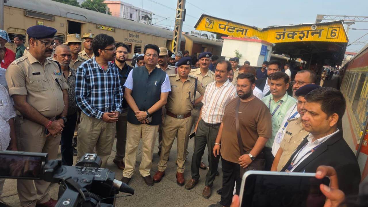 नेपाल के जलप्रलय में फंसे महाराष्ट्र के 100 तीर्थयात्रियों का बिहार सरकार ने किया रेस्क्यू 