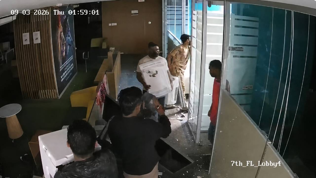 कोलकाता में टीएमसी ऑफिस पर तड़के हमला, तोड़फोड़ और कार्यकर्ताओं से मारपीट का आरोप