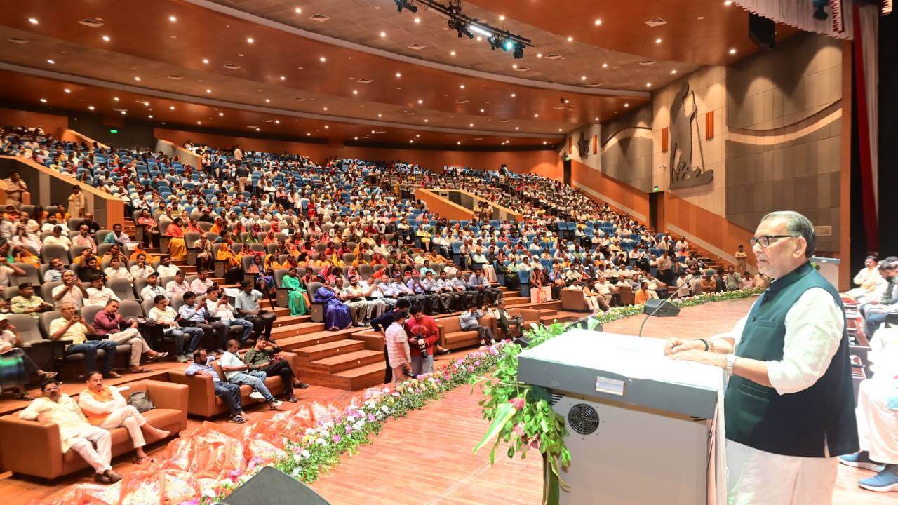 पूर्वी चंपारण में 350 करोड़ से बनेगा मदर डेयरी का नया प्लांट