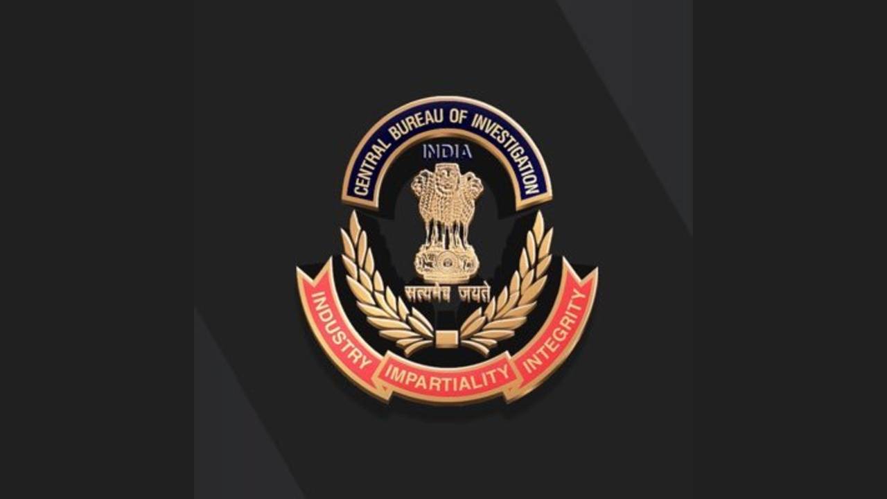 ‘डिजिटल अरेस्ट’ गिरोह पर सीबीआई की कार्रवाई: 20 राज्यों में 89 ठिकानों पर छापे, तीन गिरफ्तार