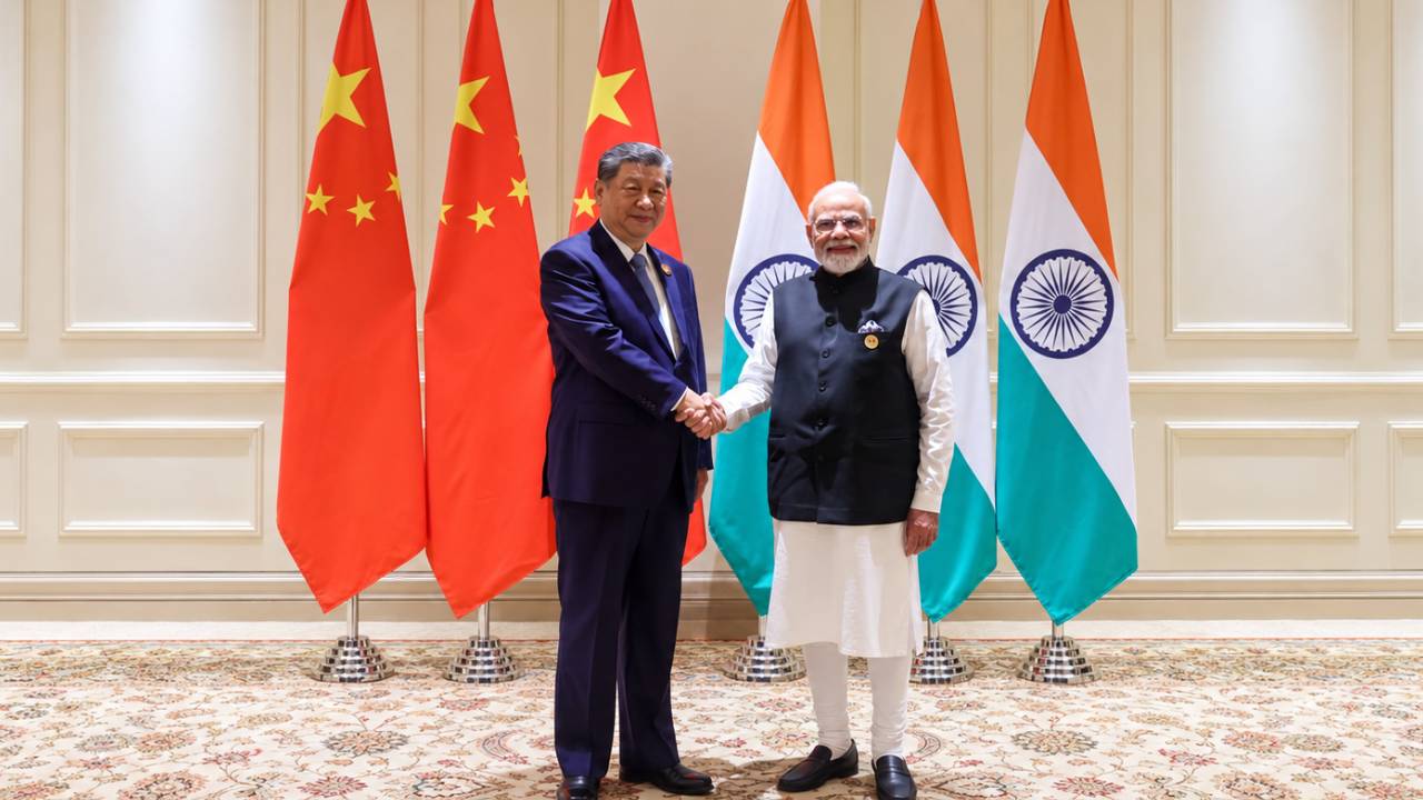 मोदी-शी वार्ता में सीमा शांति पर स्पष्ट संदेश: ‘समझौतों पर अमल हो, मतभेद विवाद न बनें’