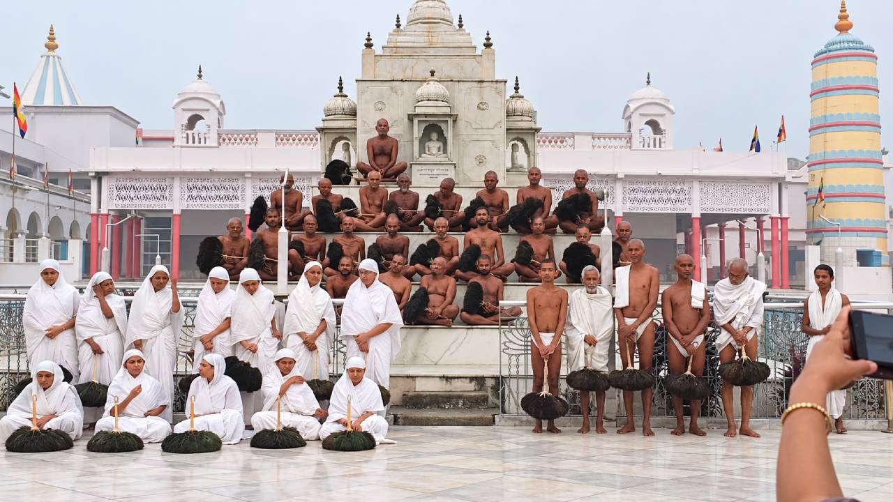 चंपापुरी : जहां मंदिर की घंटियों में जीवित है वासुपूज्य का पंचकल्याणक