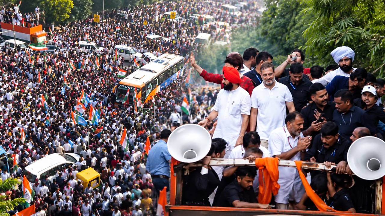 'वोट चोरी' पर सड़क से सुप्रीम कोर्ट तक विपक्ष का मार्च, ज्ञानेश कुमार को हटाने की मांग