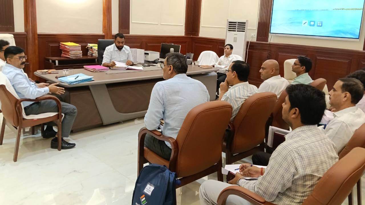 सारण शिक्षक निर्वाचन: पूर्वी चंपारण में 23 अक्टूबर को मतदान, 1743 शिक्षक मतदाता करेंगे मताधिकार का प्रयोग