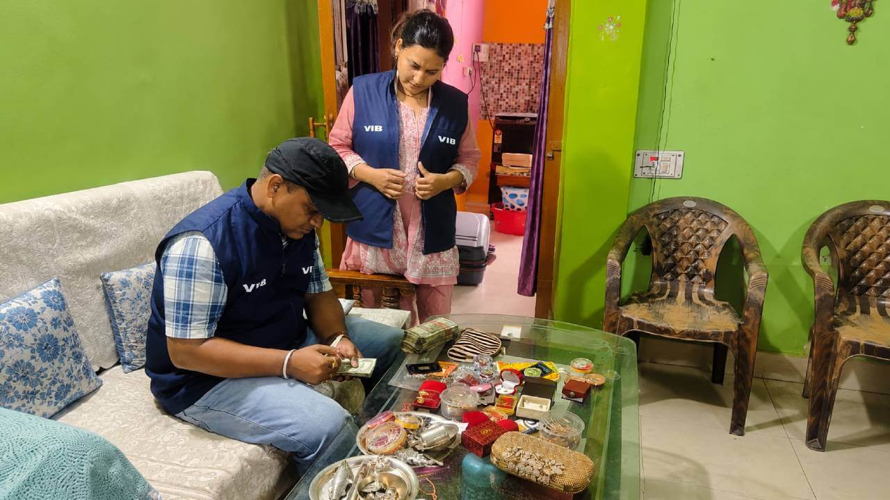 निगरानी के शिकंजे में ग्रामीण कार्य विभाग का इंजीनियर: तीन ठिकानों पर छापा, 1.10 करोड़ की अवैध कमाई