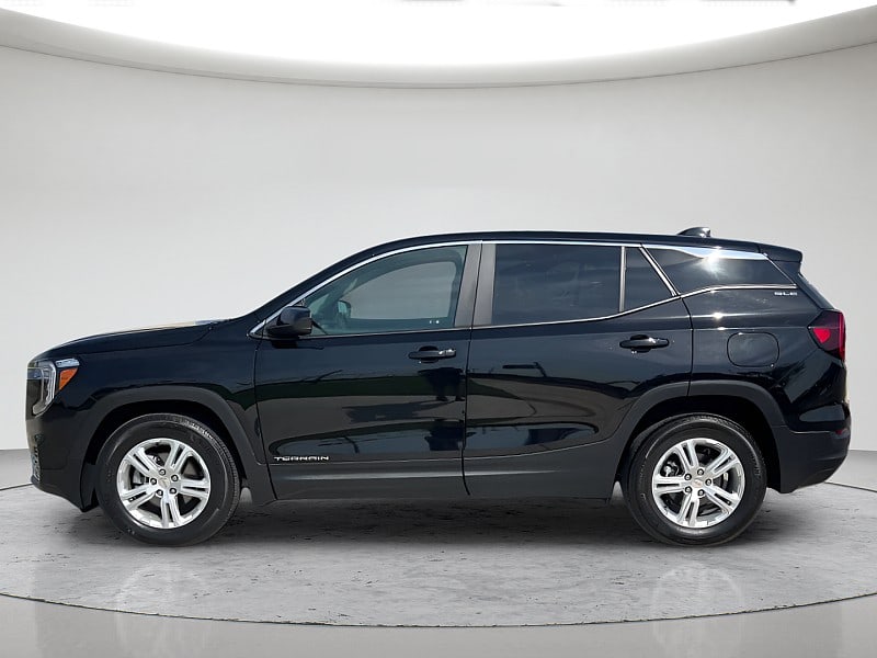 2024 GMC Terrain, photo 1 of 15