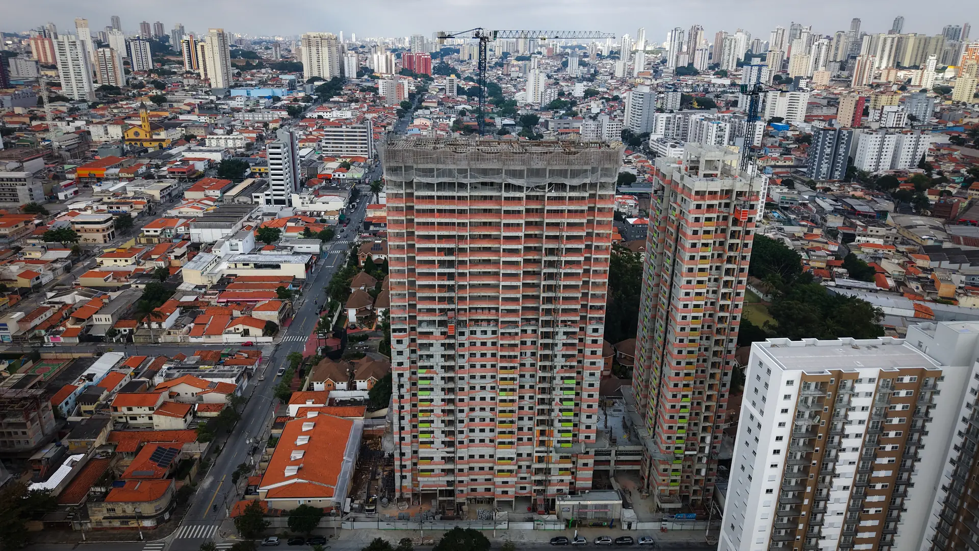 Vista aérea do Gran Sky em construção na Vila Carrão