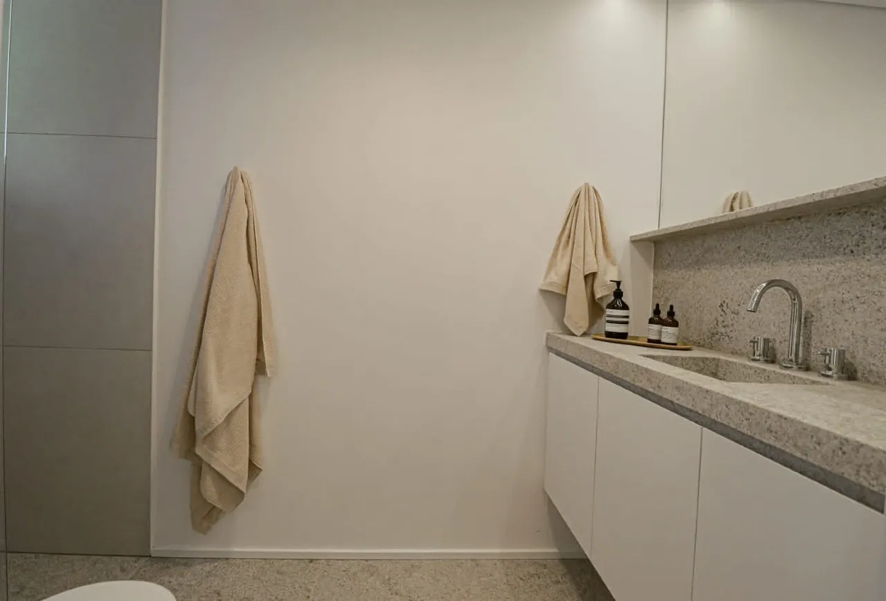 Lavabo do apartamento decorado do Península Vila Madalena