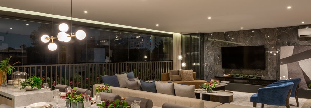 Varanda gourmet do apartamento decorado do Park View