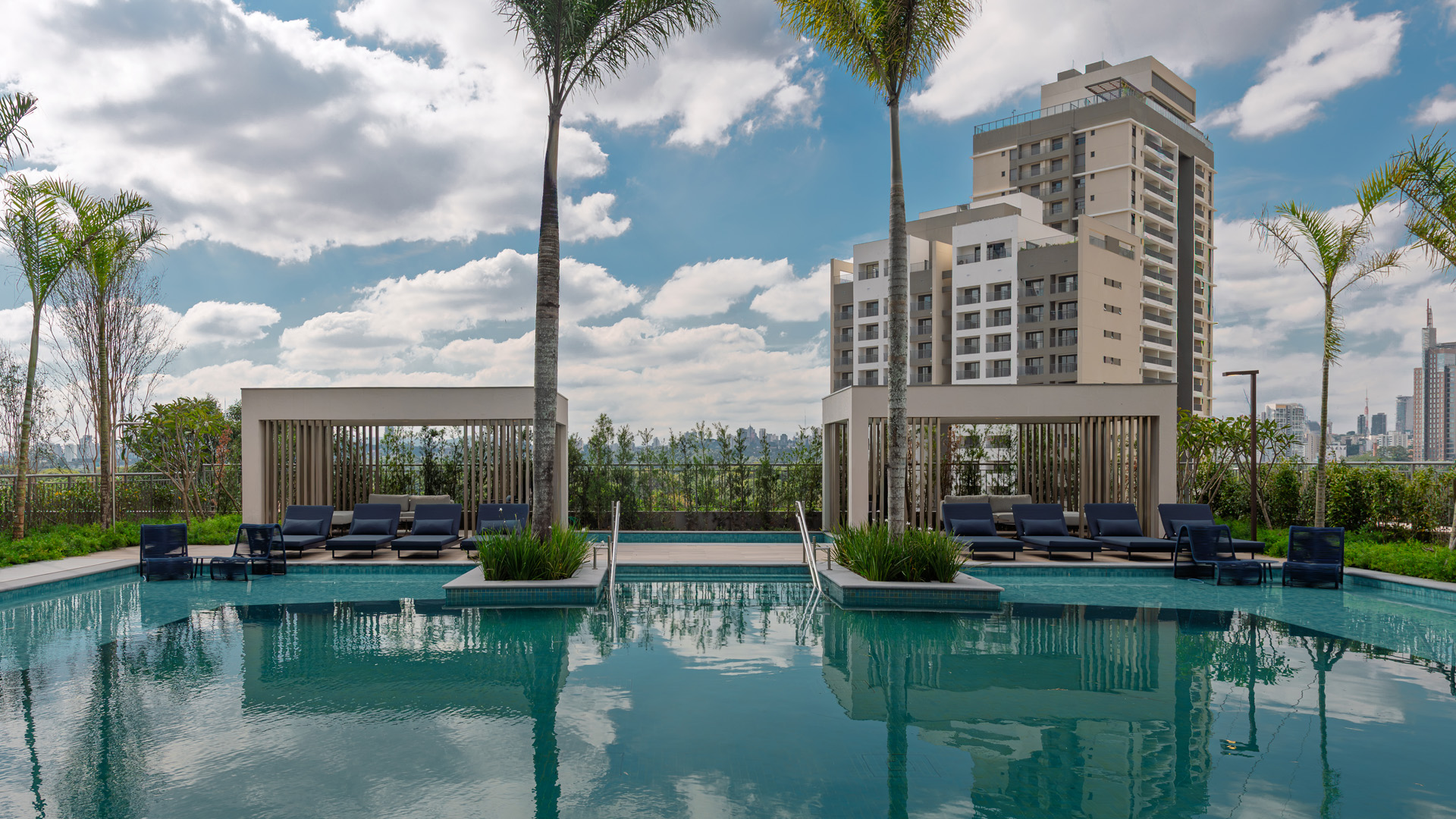 Piscina do Green View Residence