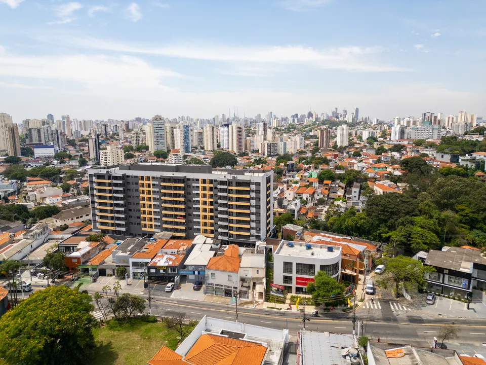 Vista aérea do bairro com o edifício do Villa Pio